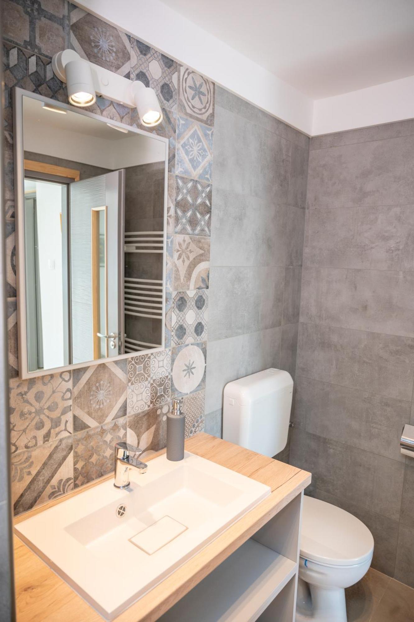 Tuenderkert Apartman Gyula Extérieur photo